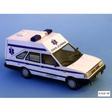 Polonez Cargo Ambulans - Modelik 7/07