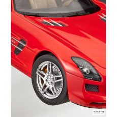 Mercedes-Benz SLS AMG - REVELL 07028