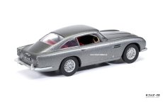 Zestaw: Aston Martin DB5 + farby + pędzelek + klej - Airfix A55011