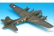 Boeing B-17F Memphis Belle - Academy 12495