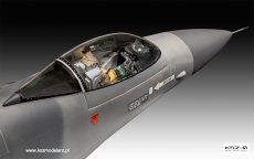 F-16 Falcon 50th Anniversary (1:32) – Revell 03802