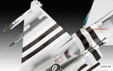 F-16 Falcon 50th Anniversary (1:32) – Revell 03802