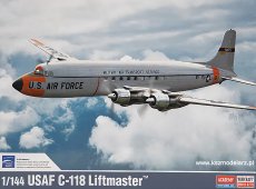 Samolot USAF C-118 Liftmaster - Academy 12634