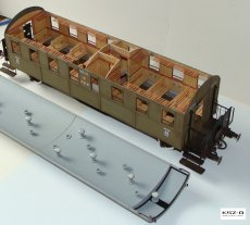 Cid-21- dwa niemieckie wagony osobowe - Modelik 8/07