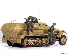 German Sd.kfz.251 Ausf.C - Academy 13540