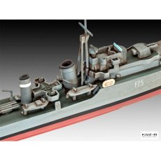 HMS Ark Royal & Tribal Class Destroyer - REVELL 05149