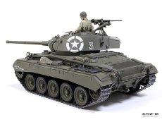 Tamiya 35391 M24 Chaffee European Theater – 1:35 – amerykański czołg lekki