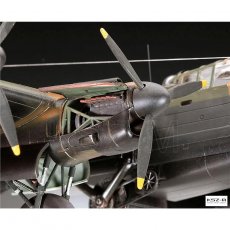 REVELL 04295 - Lancaster B. III Dambusters