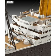 REVELL 05210 - R.M.S. Titanic