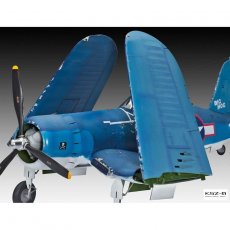 REVELL 04781 - Vought F4U-1A Corsair